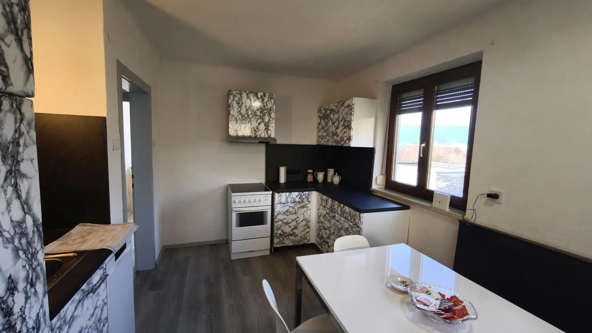 Homestay Cosy Room In Modern Flat Innsbruck Austria